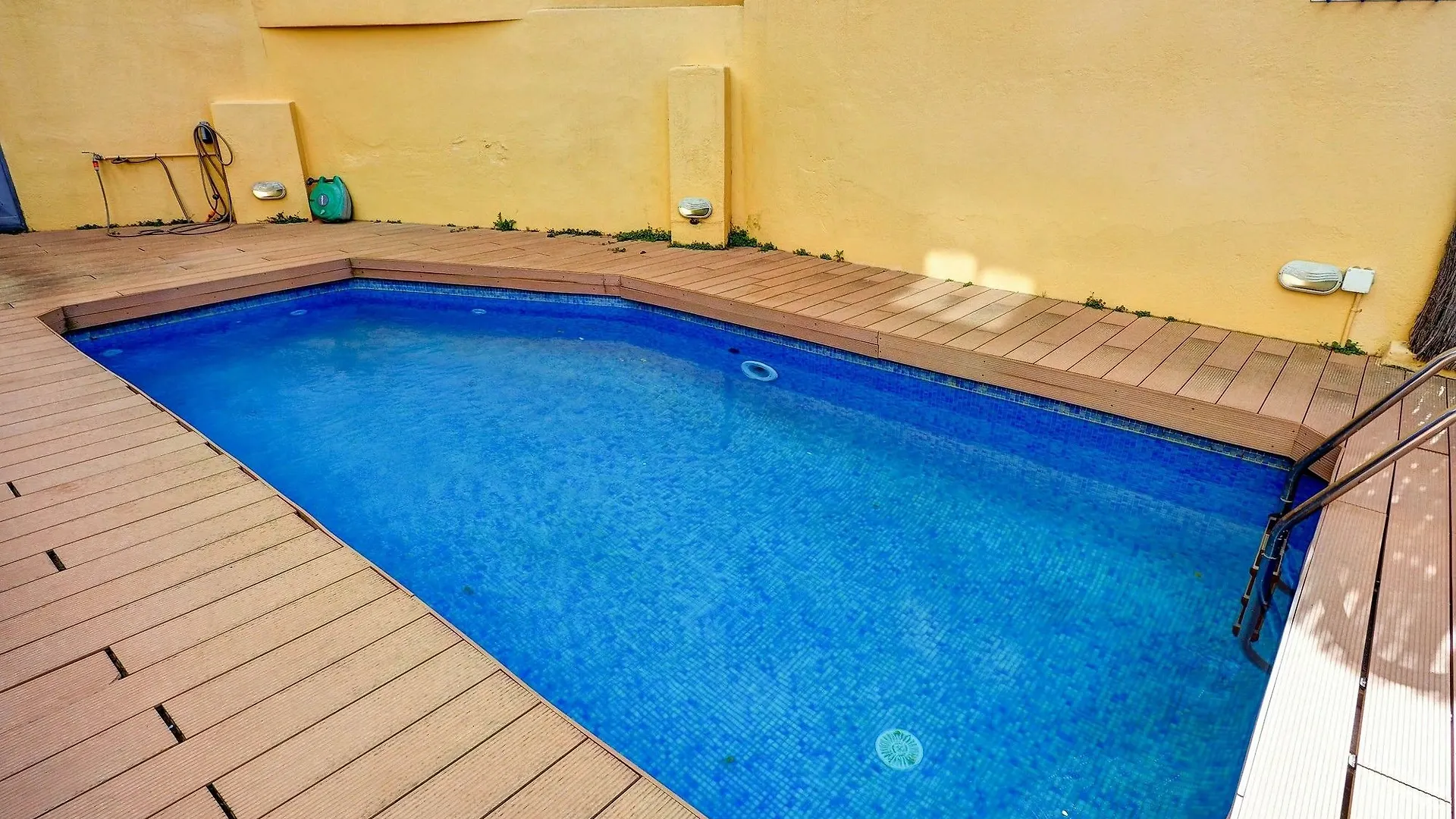 شقة Vallpineda Hills سيدجيس